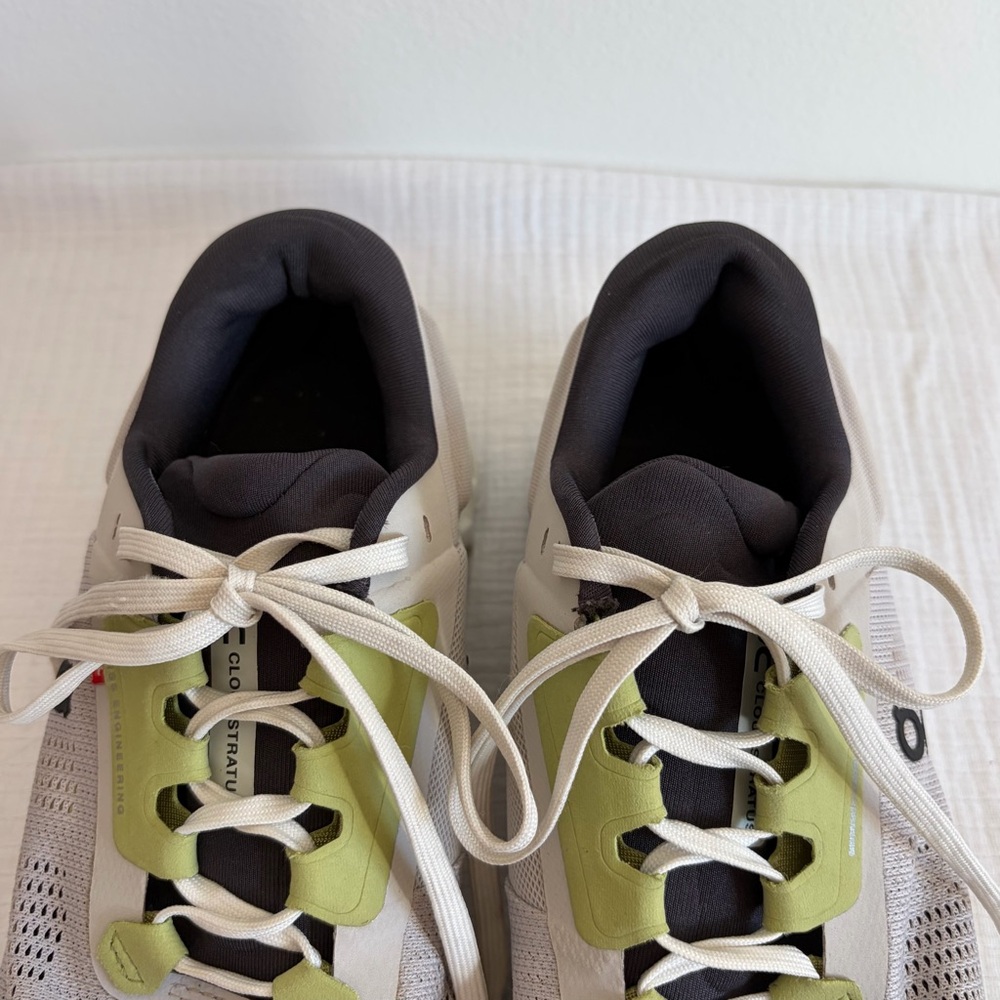 On Cloud Cloudstratus 3 Lightweight Running Shoes… - image 5